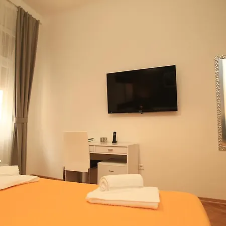 Contarini Luxury Pensjonat 4*