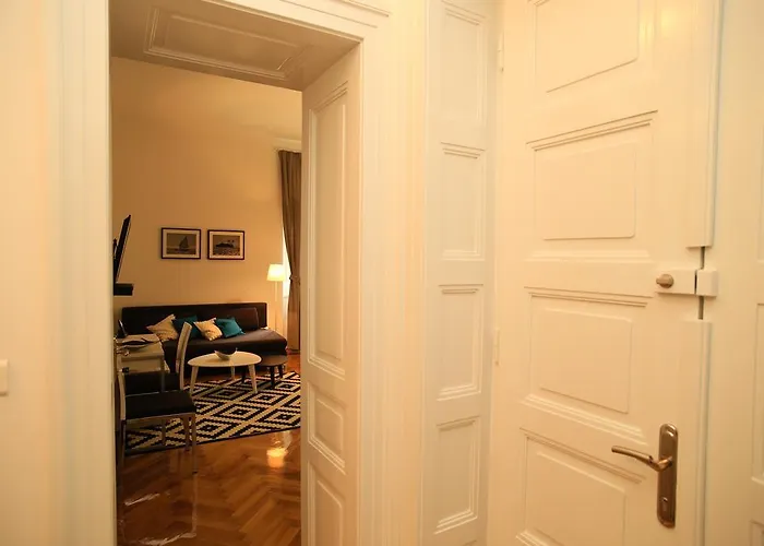 Contarini Luxury Casa de hóspedes 4*