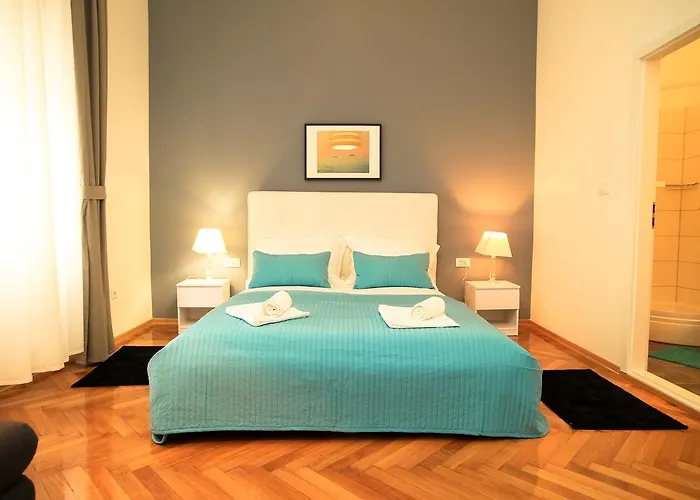 Contarini Luxury Split